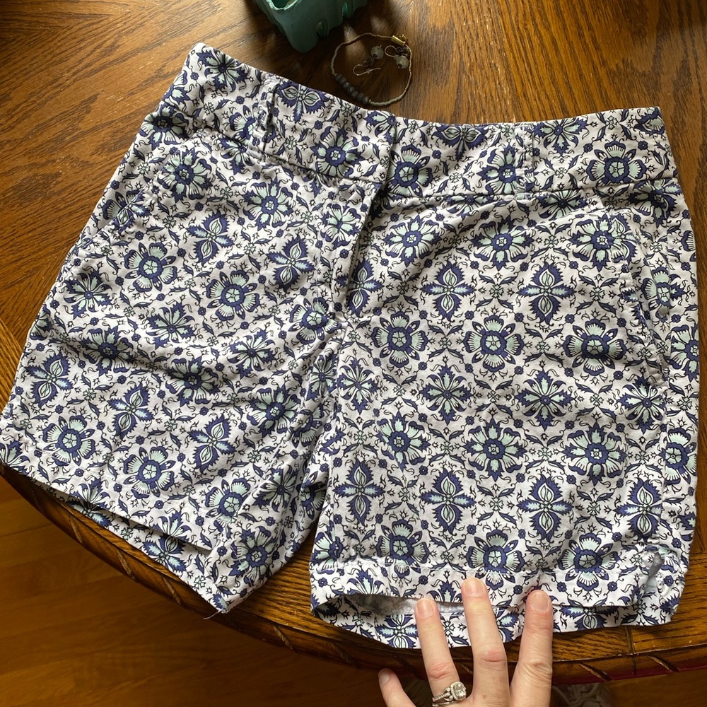 Patterned loft shorts